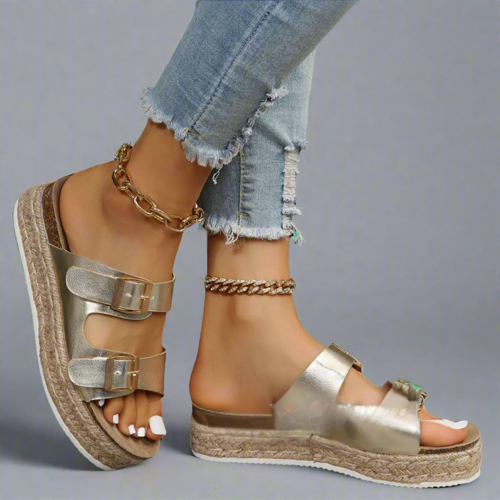 Elfriede | Sandale aus hochwertigem, glänzendem Leder