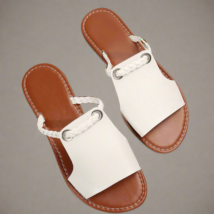 Katelina | Flache Sandale aus hochwertigem Material, handgefertigt