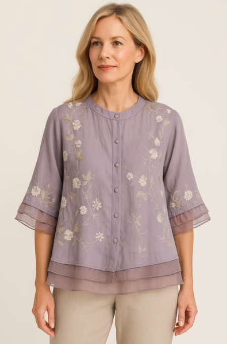 Kourtney – Damenbluse aus Baumwolle mit Blumenstickerei und elegantem Schnitt